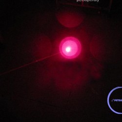 充電式レッドレーザーポインター懐中電灯100mwレーザー　シルバーの外観