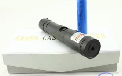 緑懐中電灯レーザーポインター3000mw出力レーザー充電多機能レーザーペン