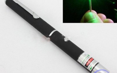 超激安 緑色レーザーペン500mw高出力グリーンレーザーポインター天体観測