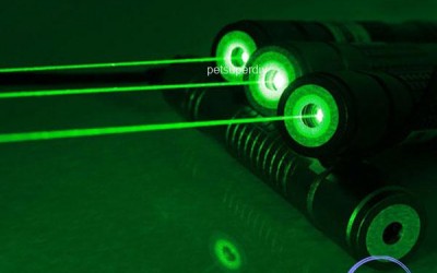 50mw緑色レーザーポインター ライトled　懐中電灯 工事現場用最適 出力保証