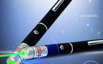 レーザーポインター1mw緑色 ペン型指し棒 グリーンレーザー出力1mw 距離約500m-1000m