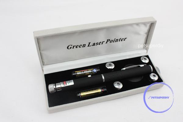 猫用 レーザーポインター 安全 